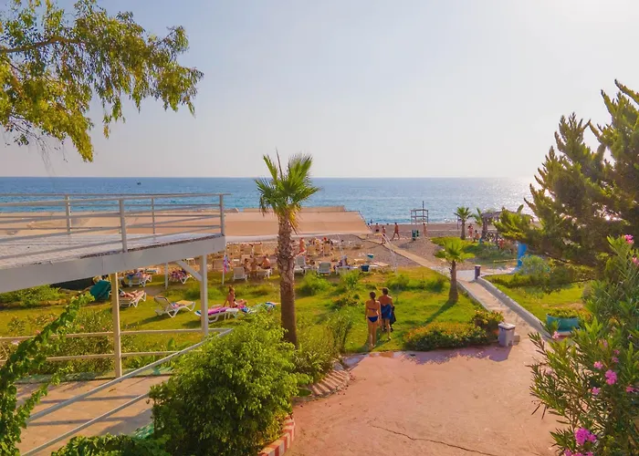 Elysium Elite &SpaSpa Hotel